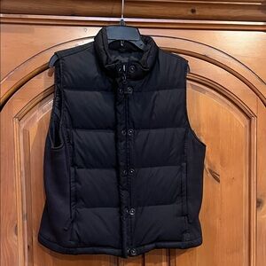 Women Black Puffer Vest